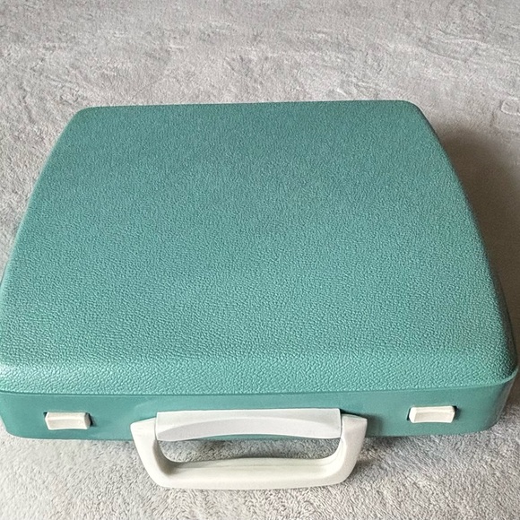 VINTAGE SMITH-CORONA CORSAIR DELUXE PORTABLE TYPEWRITER - Picture 4 of 14